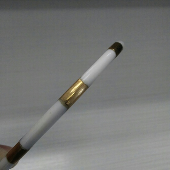 Vintage white inlay bangle bracelet - Picture 1 of 4